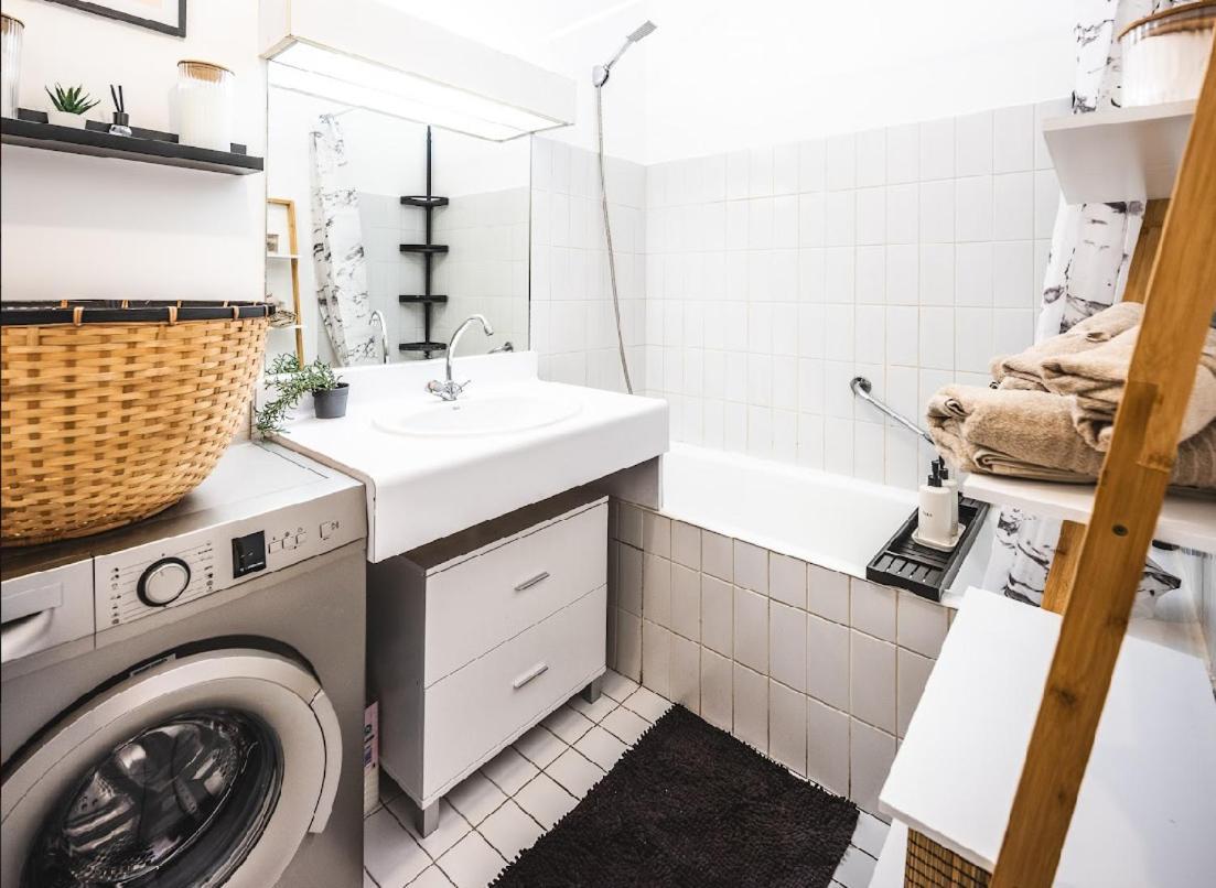 Le Havre De Paix A Suresnes Apartment ภายนอก รูปภาพ